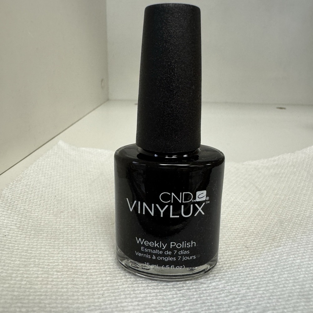 CND Vinylux Weekly Nail Polish #105 Black Pool New Without Box